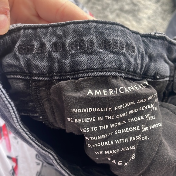 American Eagle Super Hi Rise Jegging - Picture 6 of 6